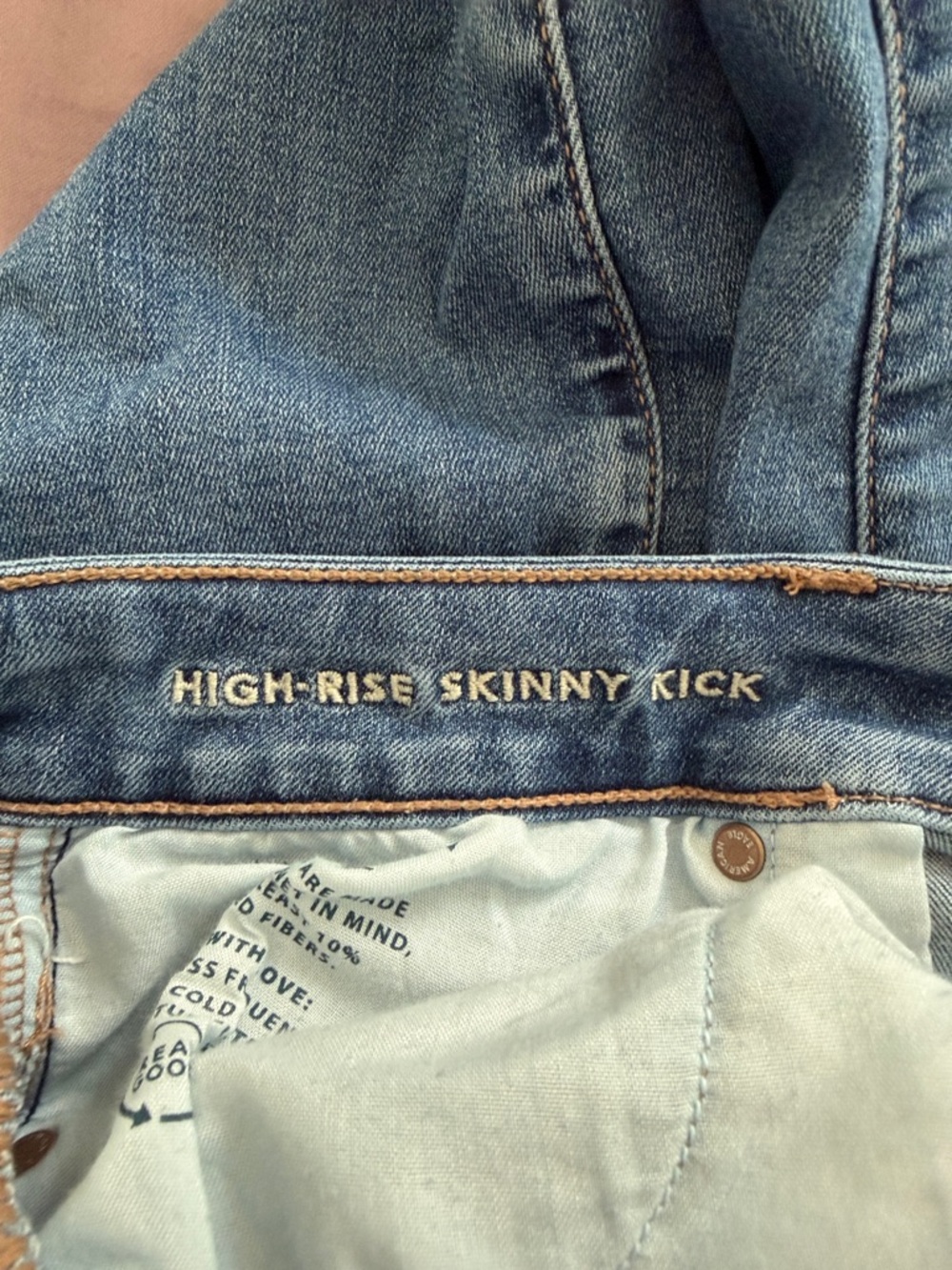 American Eagle Outfitters High Rise Skinny Kick Jeans - Picture 4 of 5